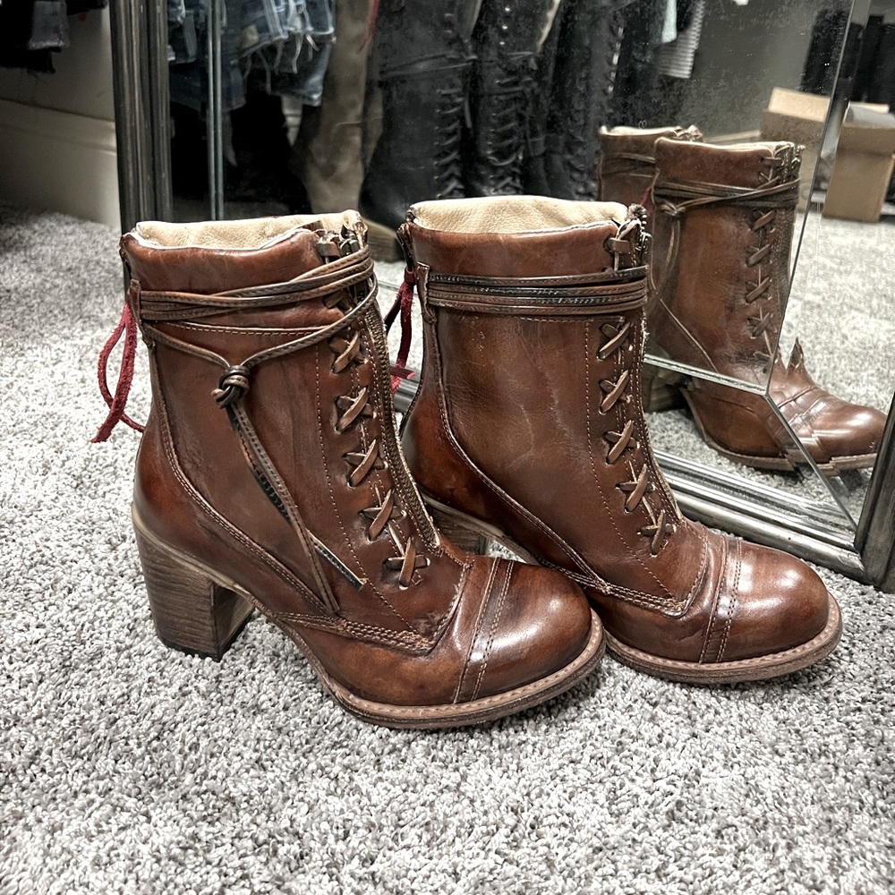Freebird Bailey Cognac size 7 *Brand New*